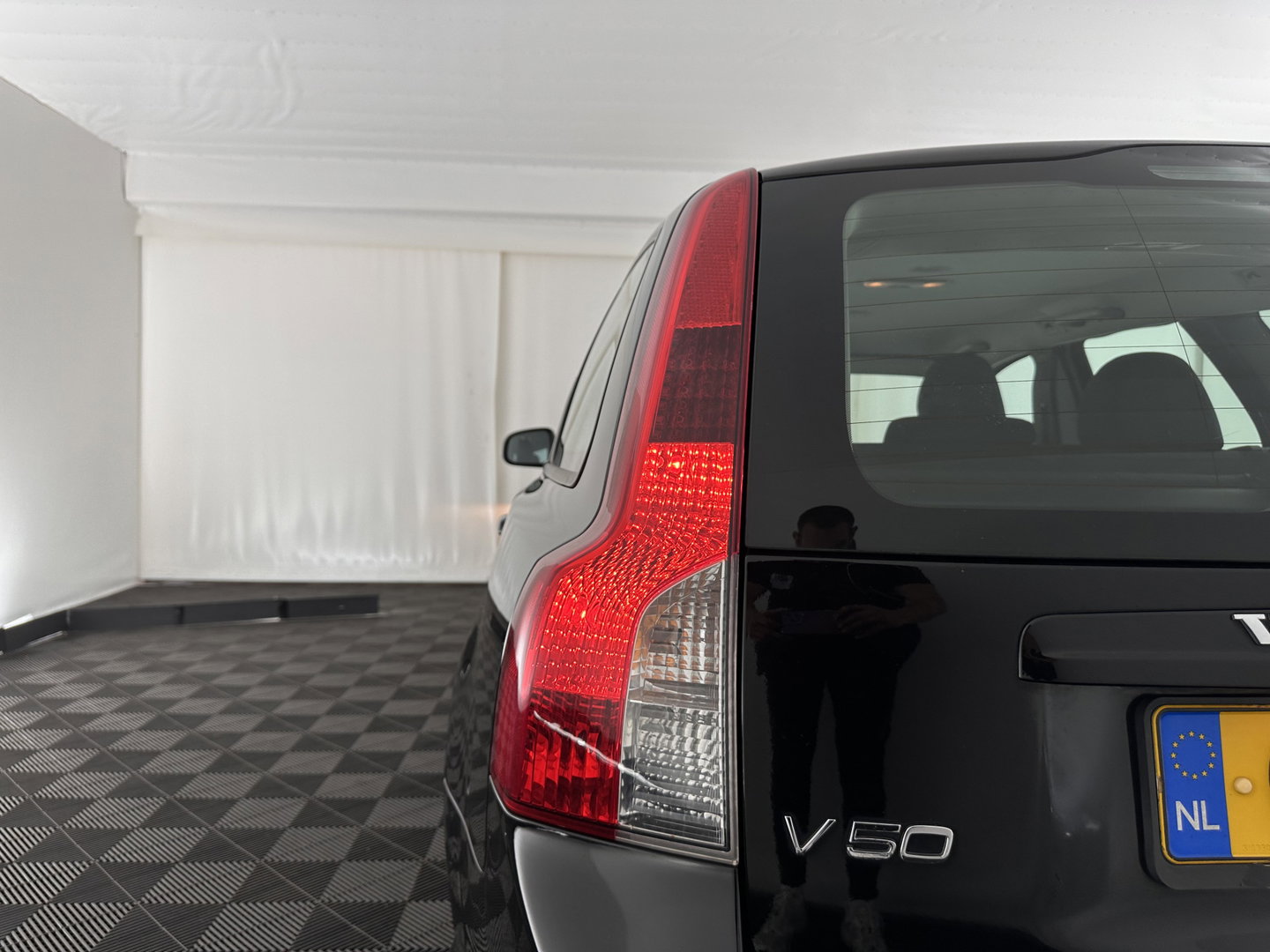 Volvo V50 1.6 D2 Sport *AIRCO | CRUISE | COMFORT-SEATS | TOWBAR | 16''ALU*