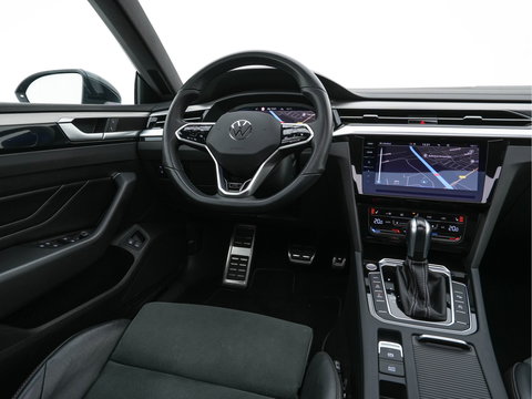 Volkswagen Arteon 1.4 TSI eHybrid R-Line Business+ (Plug-In) (INCL-BTW) *PANO | HEAD-UP | LEATHER-MICROFIBRE | FULL-LED | TOPVIEW | ADAPTIVE-CRUISE | BLINDSPOT | HEATED-SPORTSEATS | KEYLESS | NAVI-FULLMAP | PRIVACYGLASS | SHIFTPADDLES | DIGI-COCKPIT |