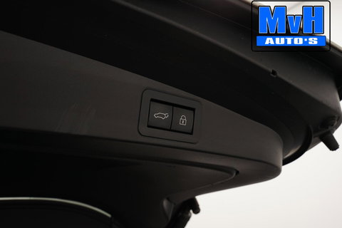 Toyota Corolla Touring Sports 2.0 Hybrid Executive|PANO|LUXE!