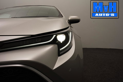Toyota Corolla Touring Sports 2.0 Hybrid Executive|PANO|LUXE!