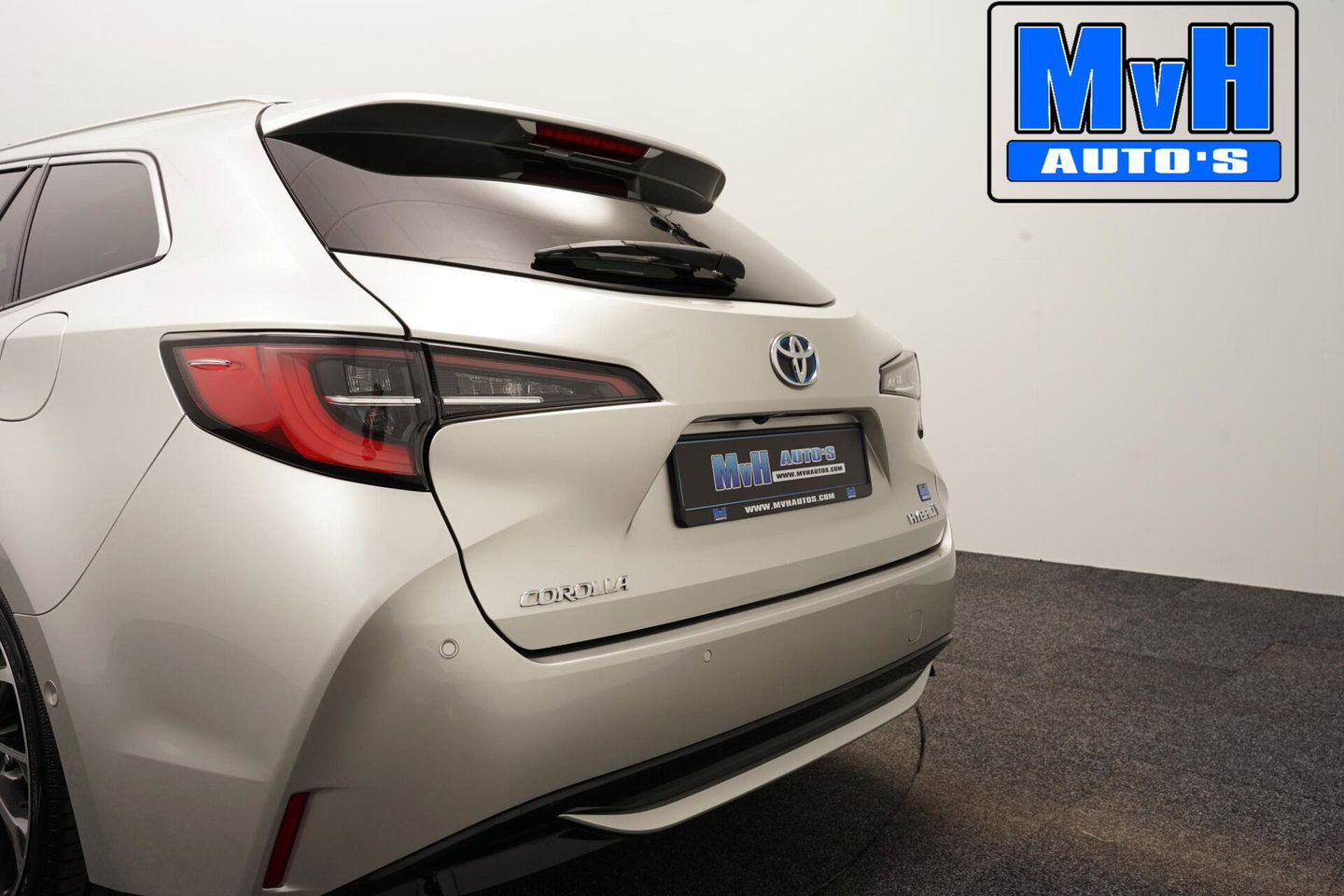 Toyota Corolla Touring Sports 2.0 Hybrid Executive|PANO|LUXE!