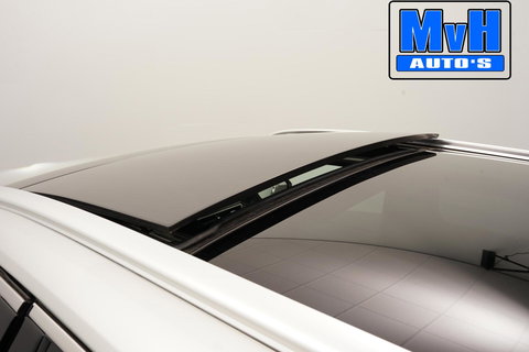Toyota Corolla Touring Sports 2.0 Hybrid Executive|PANO|LUXE!
