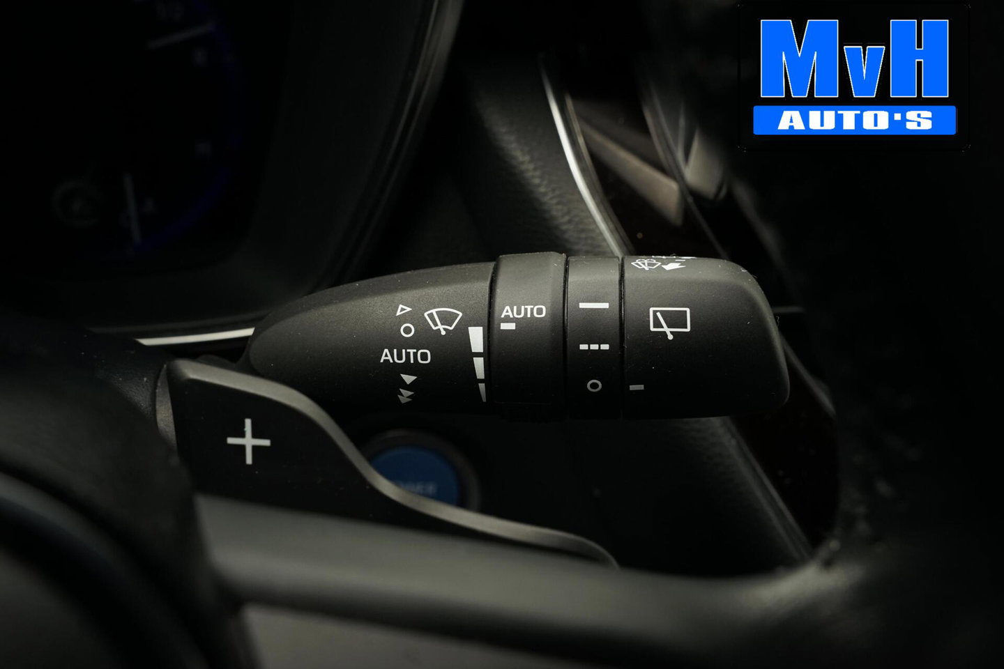 Toyota Corolla Touring Sports 2.0 Hybrid Executive|PANO|LUXE!