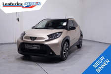 Toyota Aygo - X 1.0 VVT-i Team Deutschland Achteruitrijcamera Apple Carplay Stoelverwarming