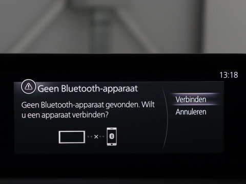 Mazda CX-30 2.0 e-SkyActiv-X M Hybrid Comfort | Stoelverwarming | Head-Up | Camera | Carplay | Adaptive cruise | Navigatie | Stuurverwarming | 18'' | Keyless | Full LED | Climate control