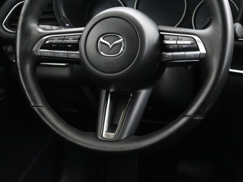 Mazda CX-30 2.0 e-SkyActiv-X M Hybrid Comfort | Stoelverwarming | Head-Up | Camera | Carplay | Adaptive cruise | Navigatie | Stuurverwarming | 18'' | Keyless | Full LED | Climate control