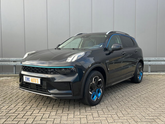 Lynk & Co 01 - 1.5 Pano / Appel Car Play / Infinity Audio