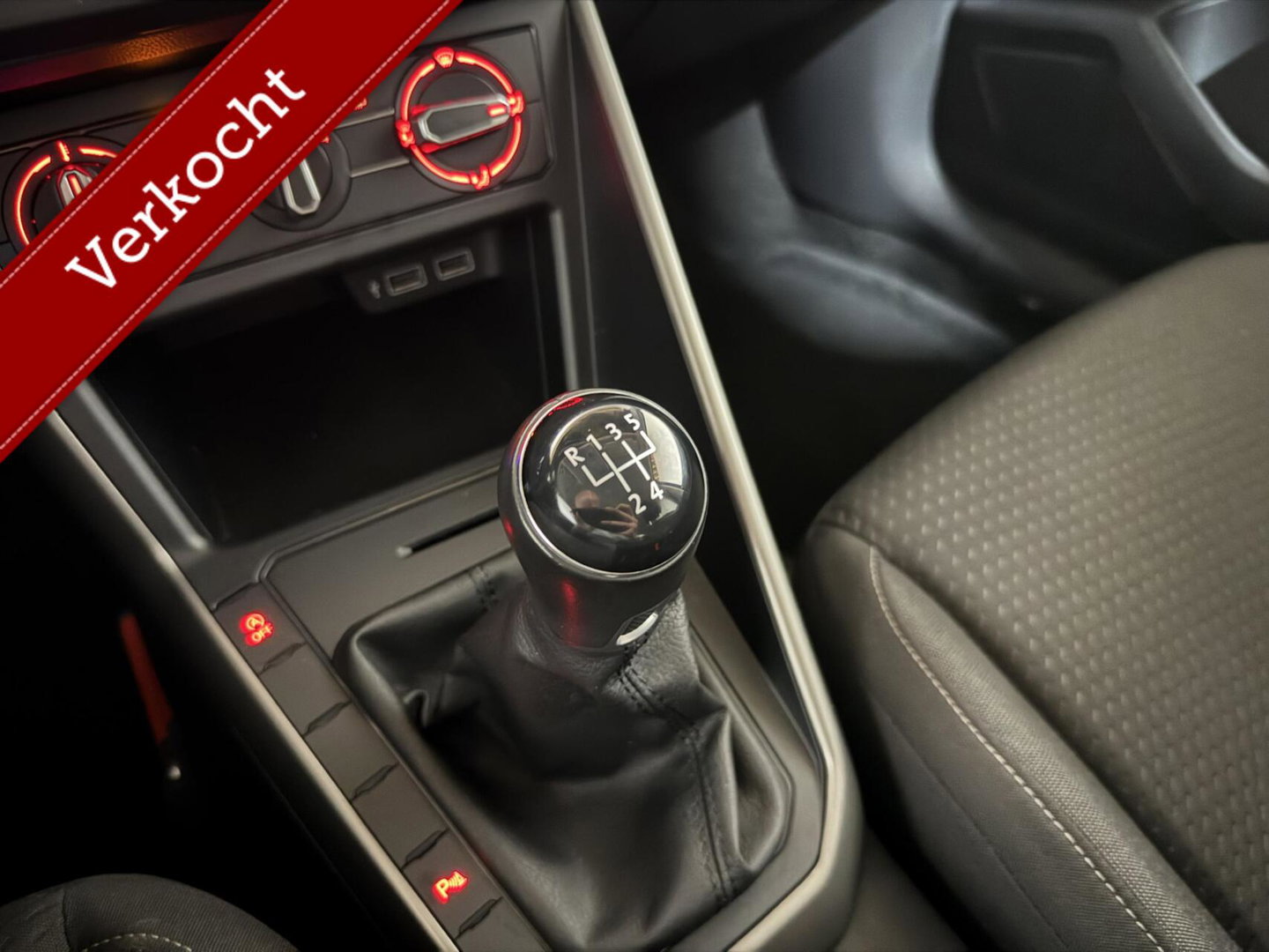 Volkswagen Polo 1.0 TSI CarPlay Navi ACC Airco LM Velgen NAP