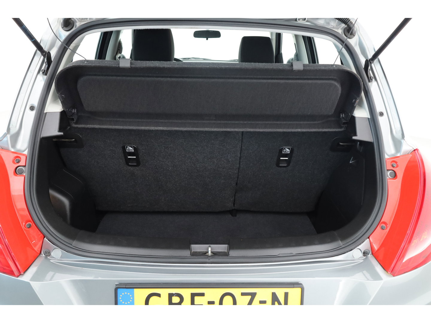 Suzuki Swift 1.2 94PK Bandit EASSS | Rijklaar! | Trekhaak | Cruise | 4-cilinder | Airco | 5-deurs | All-Seasons V
