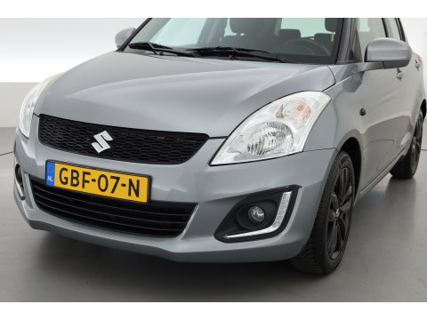Suzuki Swift 1.2 94PK Bandit EASSS | Rijklaar! | Trekhaak | Cruise | 4-cilinder | Airco | 5-deurs | All-Seasons V