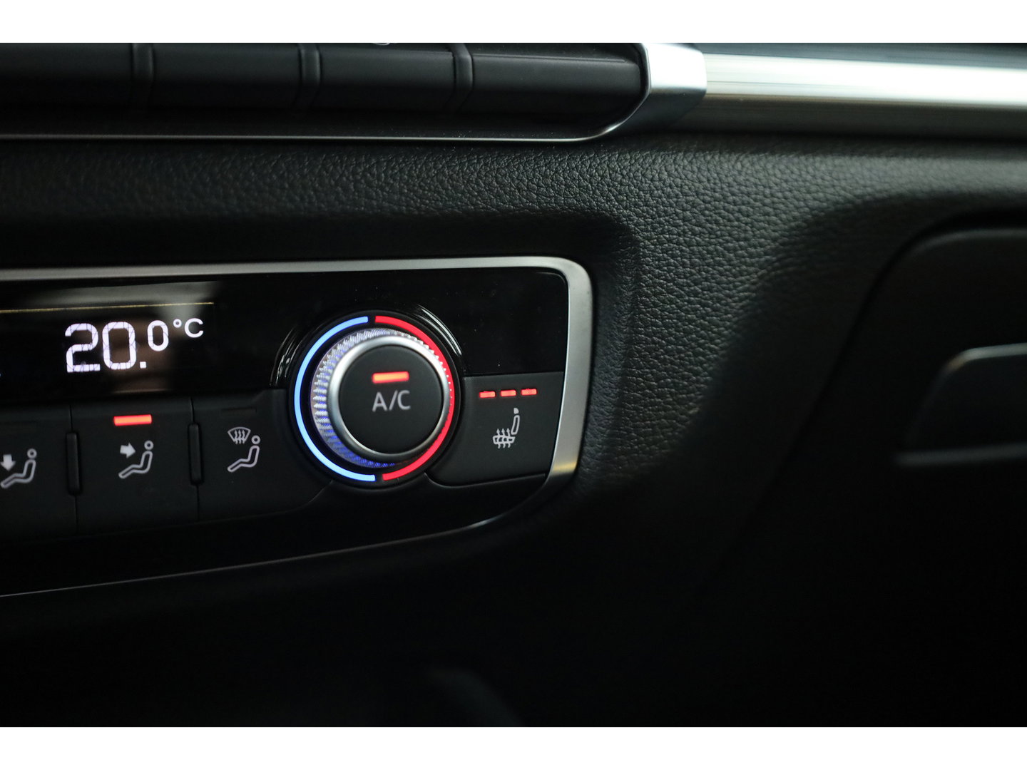 Audi A3 Sportback 35 TFSI S-Line Competition | Virt. Cockpit | Cruise Contr. | Standkachel | B&O | Trekhaak | Stoelverw. | Keyless
