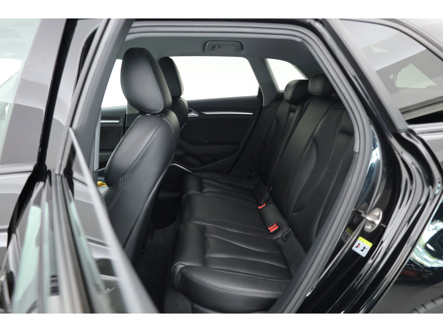 Audi A3 Sportback 35 TFSI S-Line Competition | Virt. Cockpit | Cruise Contr. | Standkachel | B&O | Trekhaak | Stoelverw. | Keyless