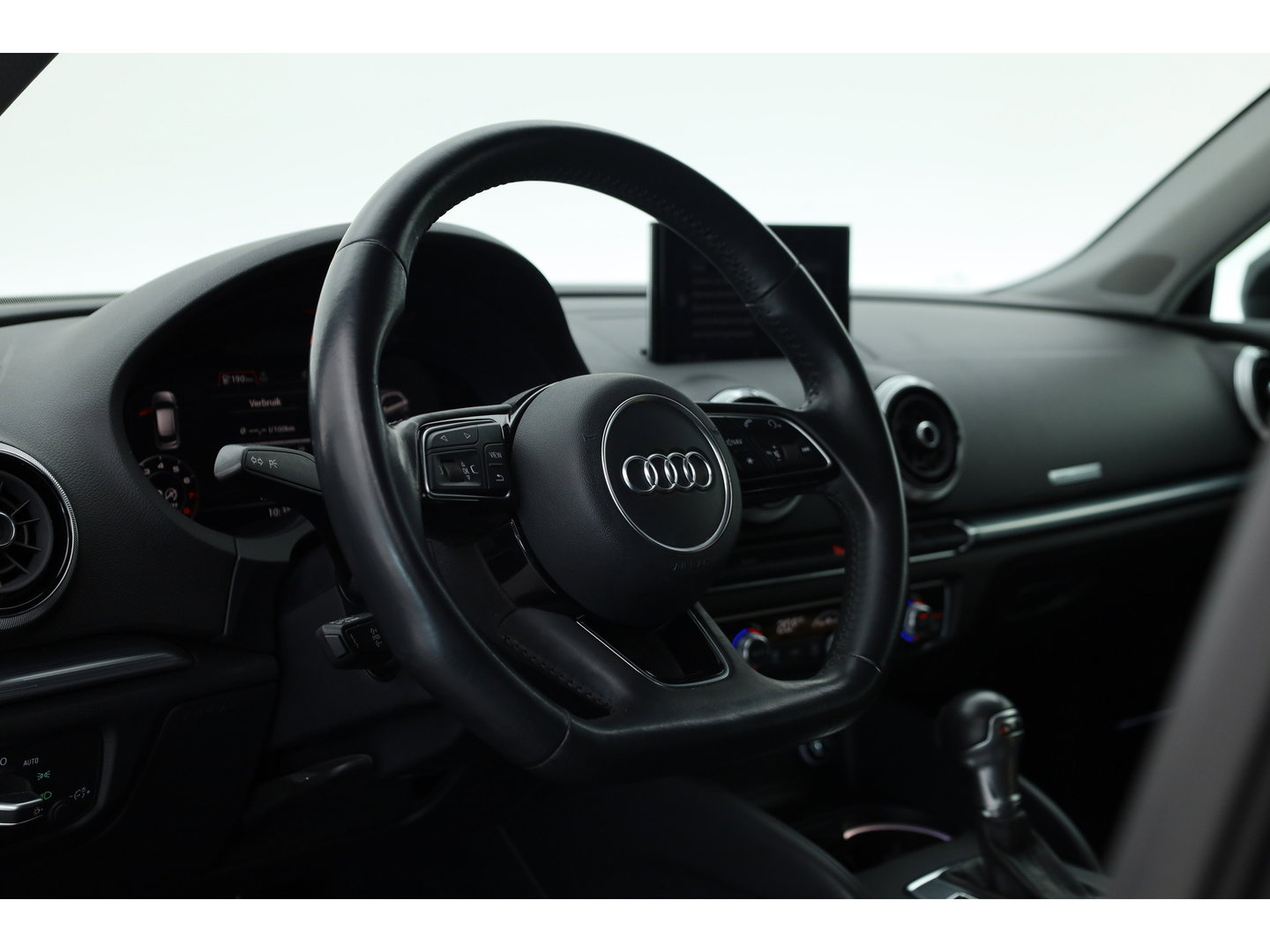 Audi A3 Sportback 35 TFSI S-Line Competition | Virt. Cockpit | Cruise Contr. | Standkachel | B&O | Trekhaak | Stoelverw. | Keyless