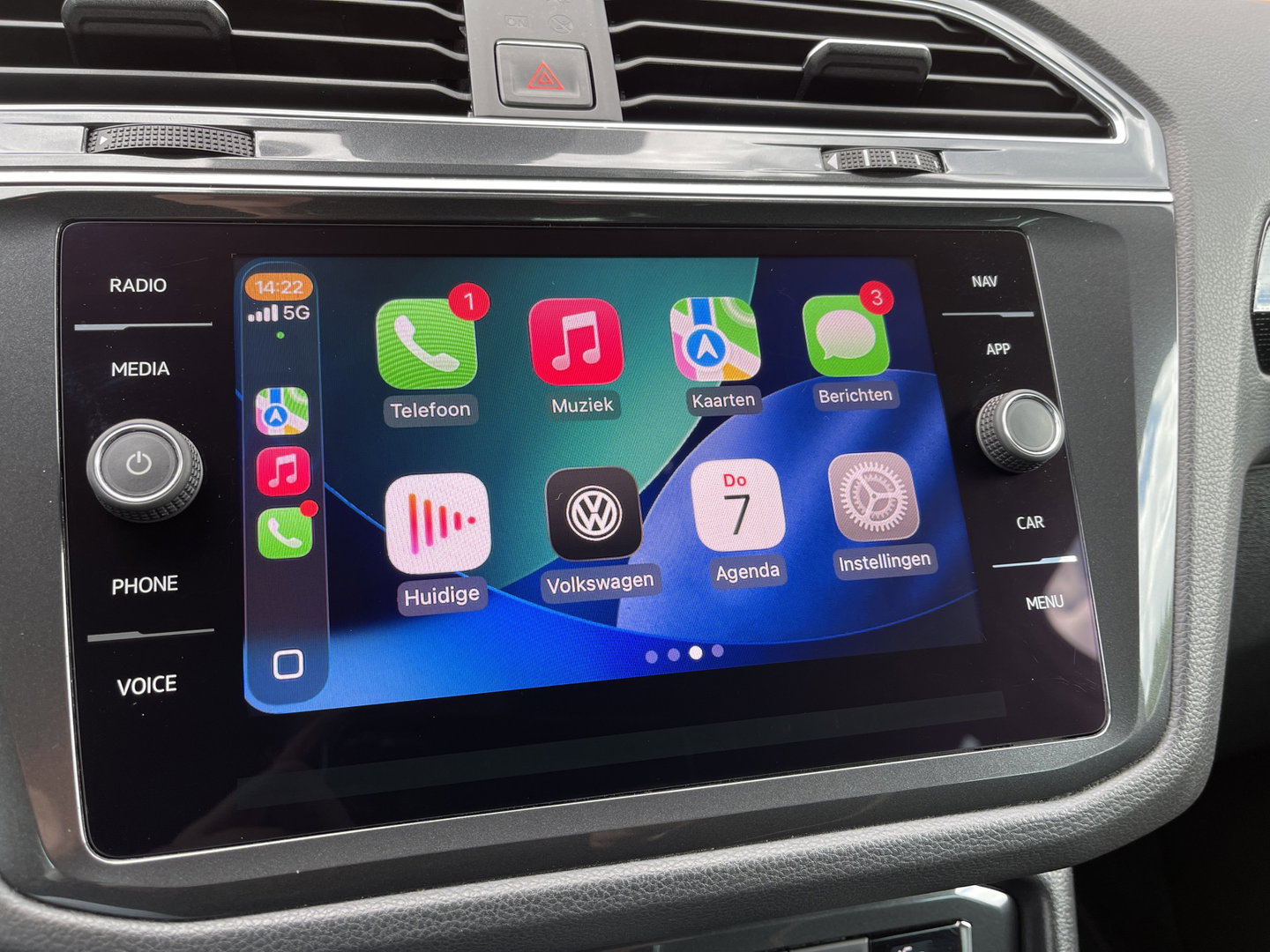 Volkswagen Tiguan 1.4 TSI ACT Comfortline Business R | Apple Carplay | Android Auto | Lane Assist | Park Assist | Achteruitrijcamera | Trekhaak |