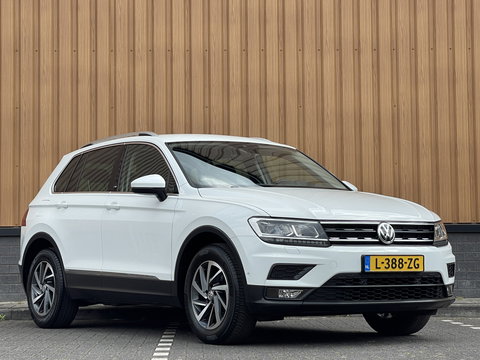 Volkswagen Tiguan 1.4 TSI ACT Comfortline Business R | Apple Carplay | Android Auto | Lane Assist | Park Assist | Achteruitrijcamera | Trekhaak |