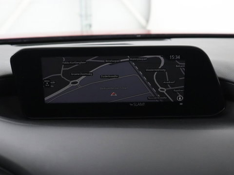 Mazda 3 2.0 e-SkyActiv-X M Hybrid 186 Comfort | Stoelverwarming | Head-Up | Adaptive cruise | Carplay | Camera | Full LED | Navigatie | Climate control | Stuurverwarming | Side Assist