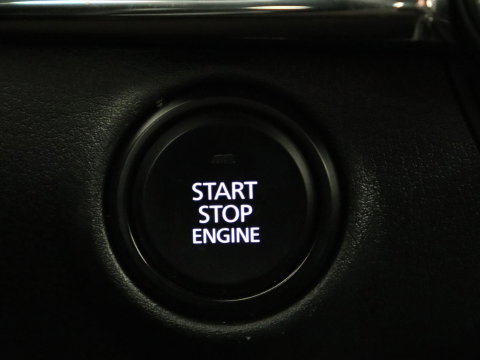 Mazda 3 2.0 e-SkyActiv-X M Hybrid 186 Comfort | Stoelverwarming | Head-Up | Adaptive cruise | Carplay | Camera | Full LED | Navigatie | Climate control | Stuurverwarming | Side Assist