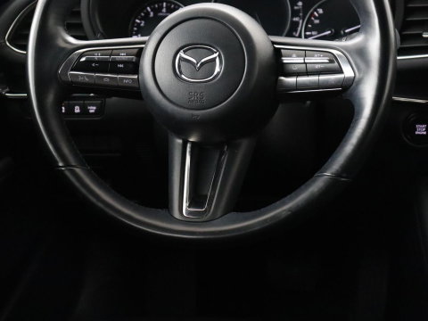 Mazda 3 2.0 e-SkyActiv-X M Hybrid 186 Comfort | Stoelverwarming | Head-Up | Adaptive cruise | Carplay | Camera | Full LED | Navigatie | Climate control | Stuurverwarming | Side Assist