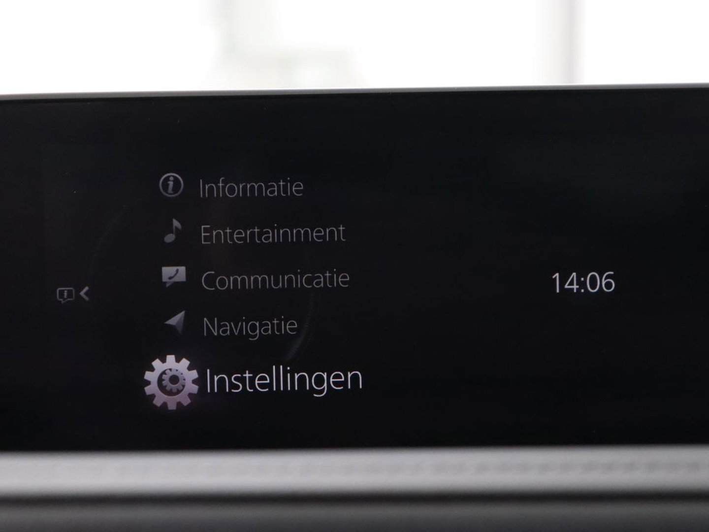 Mazda CX-30 2.0 e-SkyActiv-X M Hybrid 100th Anniversary Edition | Schuifdak | Leder | Trekhaak | 360 Camera | Stoelverwarming | Carplay | Adaptive cruise | Keyless | Head-Up | Bose Sound | Full LED
