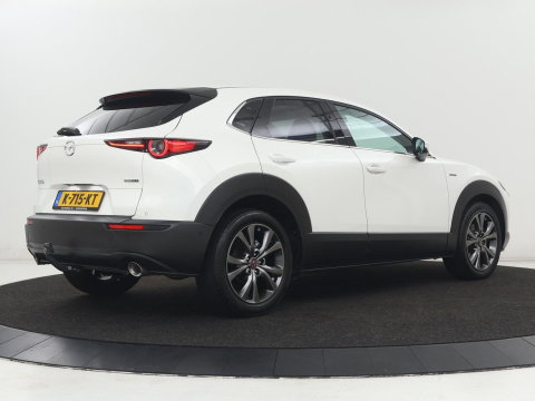 Mazda CX-30 2.0 e-SkyActiv-X M Hybrid 100th Anniversary Edition | Schuifdak | Leder | Trekhaak | 360 Camera | Stoelverwarming | Carplay | Adaptive cruise | Keyless | Head-Up | Bose Sound | Full LED