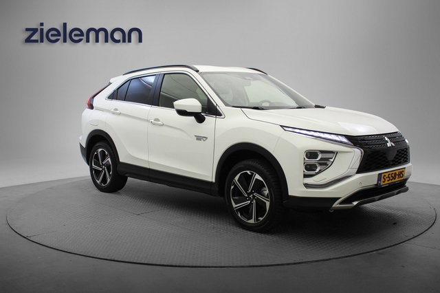 Nissan QASHQAI - 2.4 PHEV Intense+ - Carplay, Camera, Half Leer, Stoelverw. Trekhaak