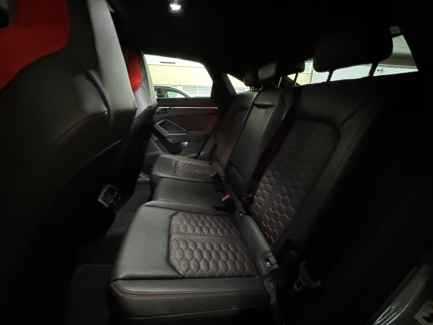 Audi RSQ3 Sportback 2.5 TFSI Pano|SONOS|RS Seat|Keyless|360Cam