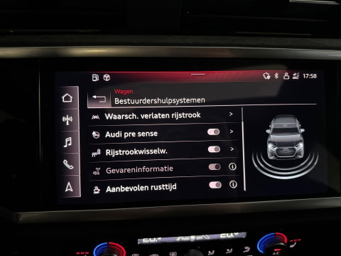 Audi RSQ3 Sportback 2.5 TFSI Pano|SONOS|RS Seat|Keyless|360Cam