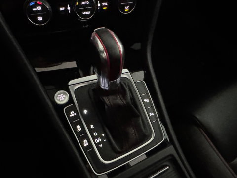 Volkswagen Golf 2.0 TSI GTI TCR Pano|Keyless|Dynaudio|Leer