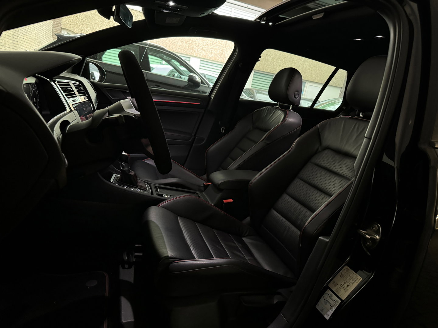 Volkswagen Golf 2.0 TSI GTI TCR Pano|Keyless|Dynaudio|Leer