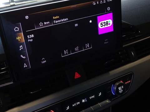 Audi A4 Avant 35 TFSI 150PK automaat / S-line / LED / Facelift *NAP*