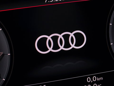 Audi A4 Avant 35 TFSI 150PK automaat / S-line / LED / Facelift *NAP*