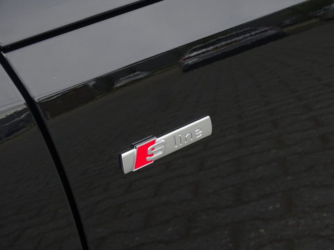 Audi A4 Avant 35 TFSI 150PK automaat / S-line / LED / Facelift *NAP*