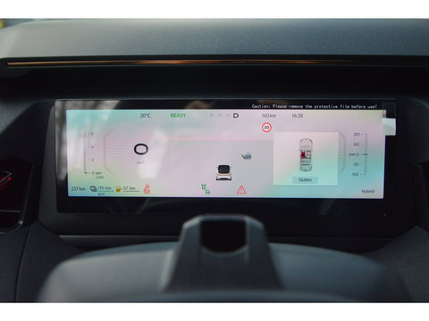Lynk & Co 08 More | 200km elektrisch rijbereik | Massage | Panoramadak | 360° Camera | Apple CarPlay |