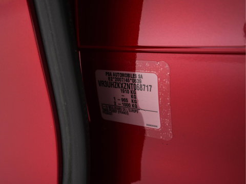 Peugeot e-208 EV GT Pack 50 kWh [ 3-Fase-11kW ] {SOH-88%] (INCL-BTW) *HEATPUMP | FULL-LED | DIGI-COCKPIT | BLINDSPOT | CAMERA | LEATHER-ALCANTARA | AMBIENTLIGHT | NAVI-FULLMAP | LANE-ASSIST | KEYLESS | DAB | CCS-FASTLOADER | HEATED-SPORTSEATS | PRIV