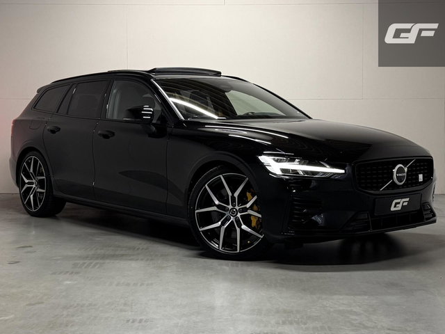 Volvo V60 - 2.0 T8 Plug-in hybrid AWD Polestar Engineered B&W