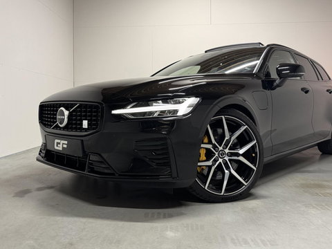 Volvo V60 2.0 T8 Plug-in hybrid AWD Polestar Engineered B&W