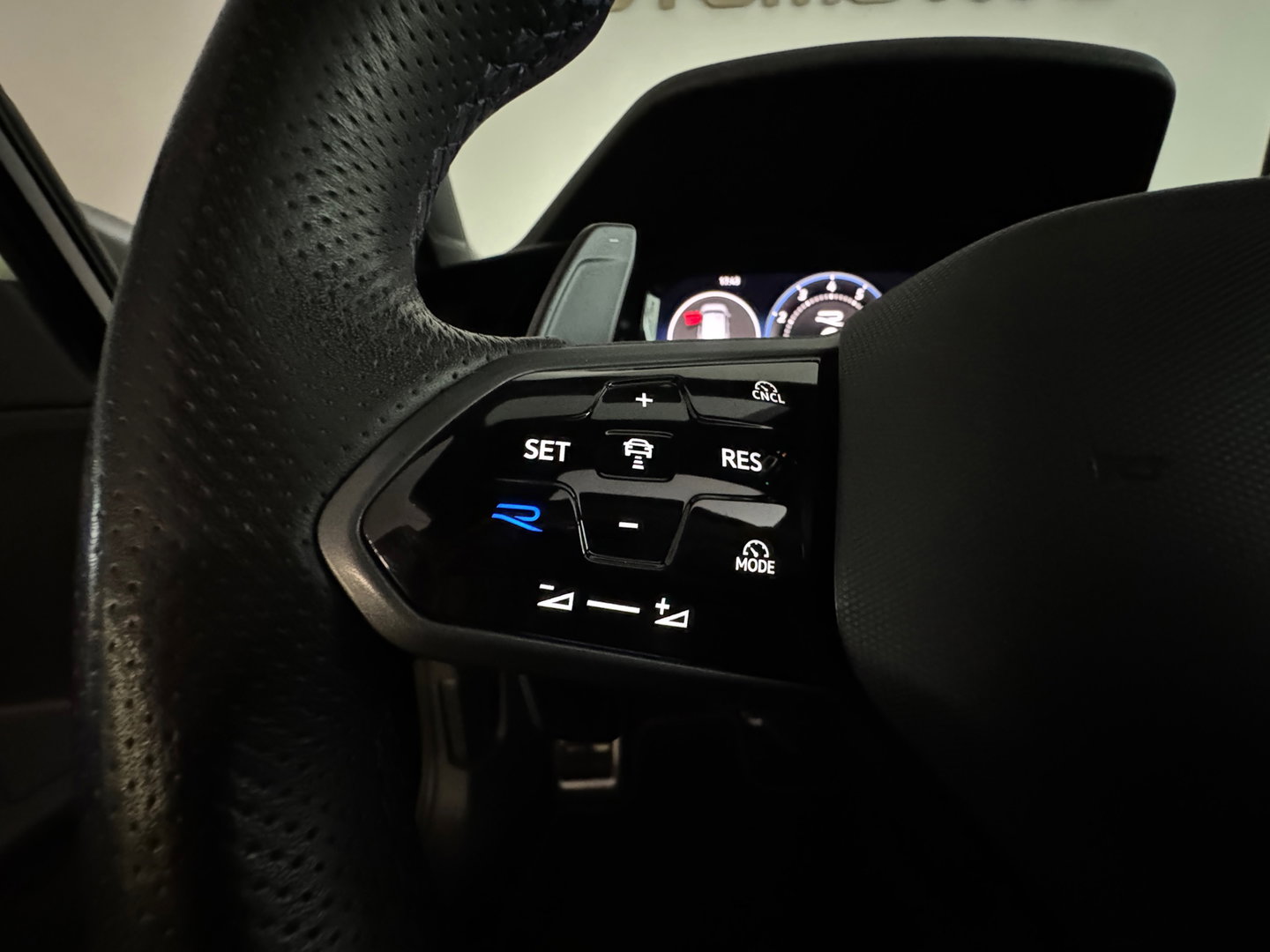 Volkswagen Golf 2.0 TSI 4M R Performance Pano|Akra|IQ|Drift