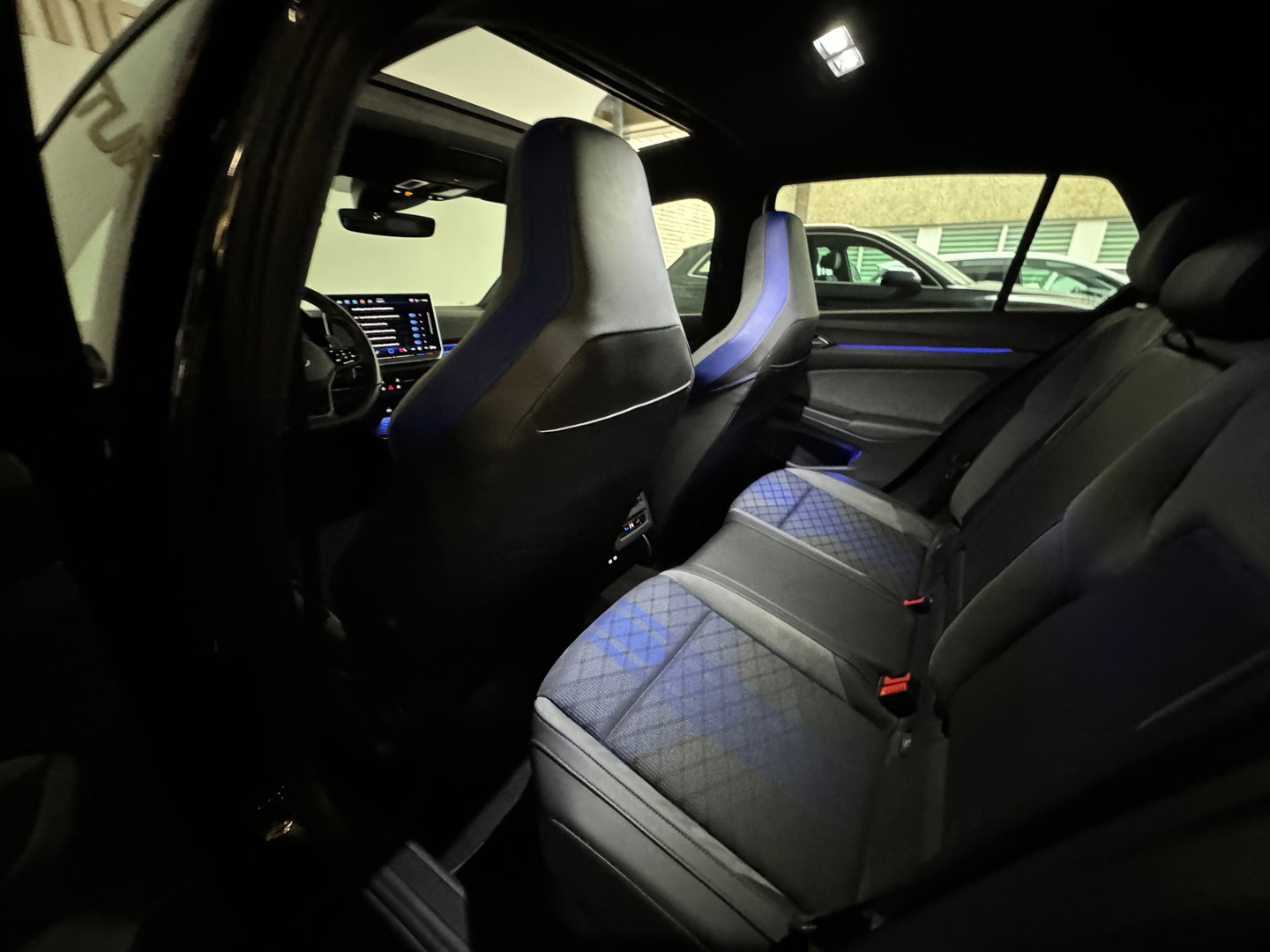 Volkswagen Golf 2.0 TSI 4M R Performance Pano|Akra|IQ|Drift