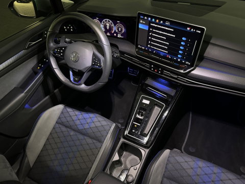 Volkswagen Golf 2.0 TSI 4M R Performance Pano|Akra|IQ|Drift
