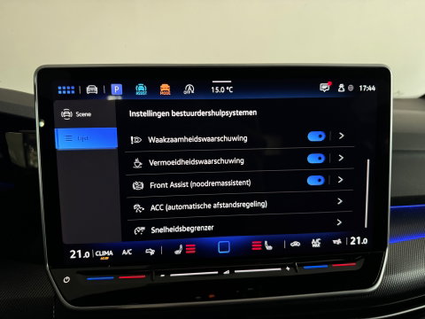 Volkswagen Golf 2.0 TSI 4M R Performance Pano|Akra|IQ|Drift