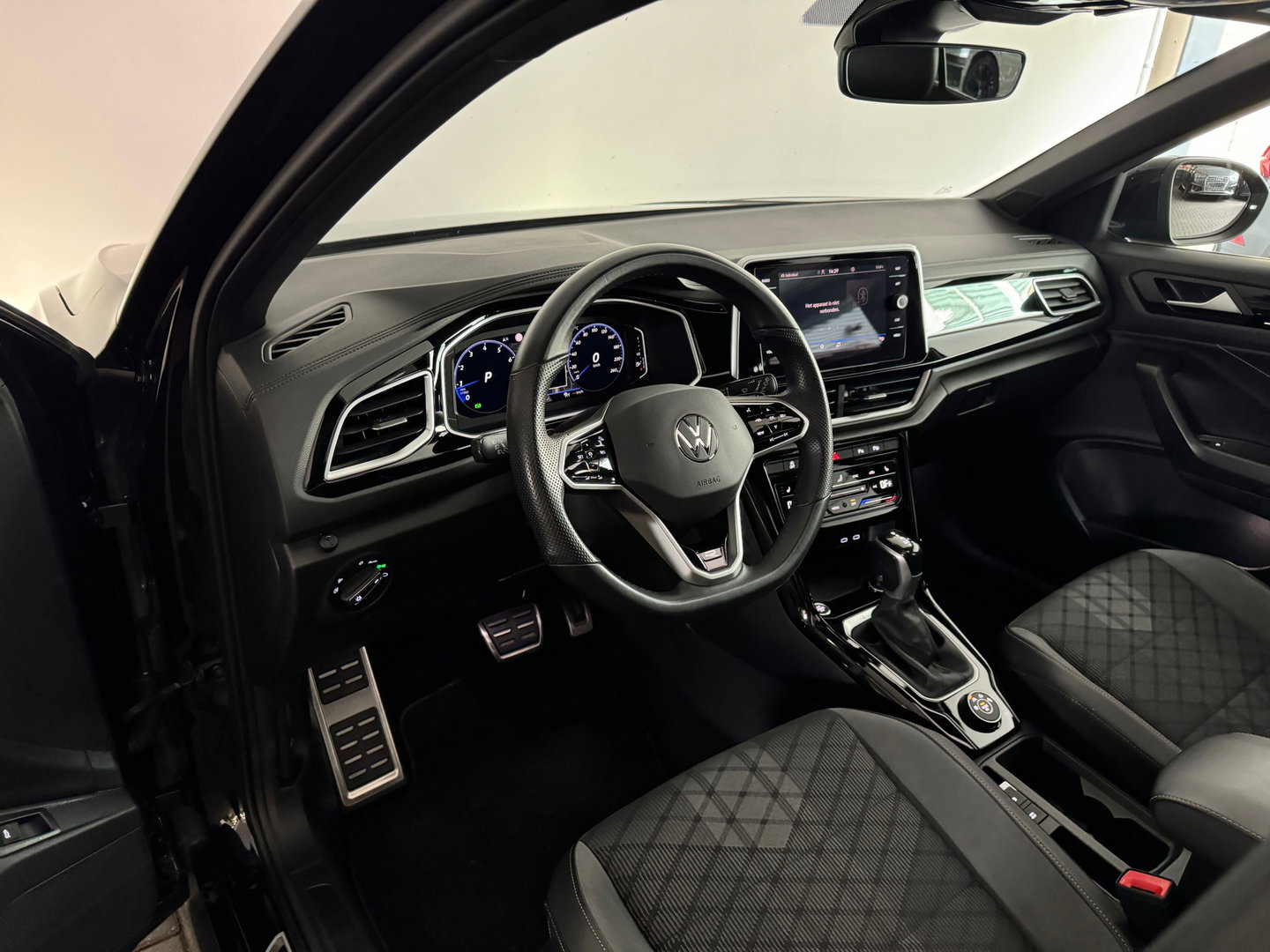 Volkswagen T-Roc 2.0 TSI 4Motion R-Line Business+ Pano|Keyless