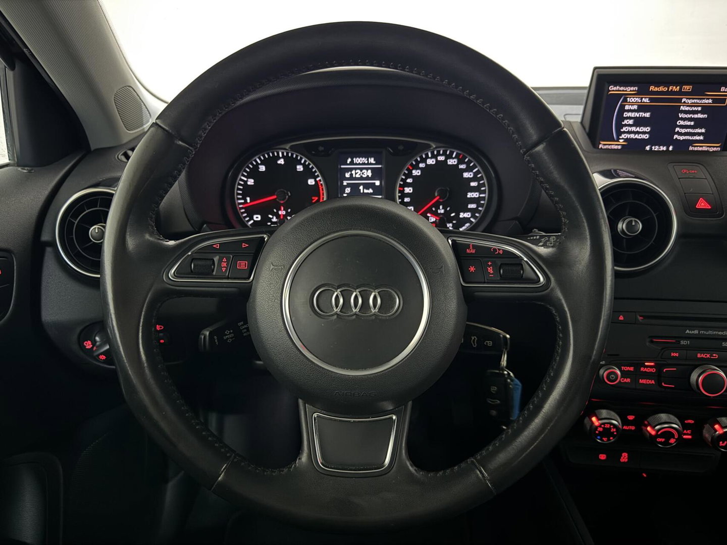 Audi A1 Sportback 1.2 TFSI Sport Navi Cruise Airco NAP