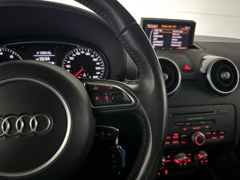 Audi A1 Sportback 1.2 TFSI Sport Navi Cruise Airco NAP