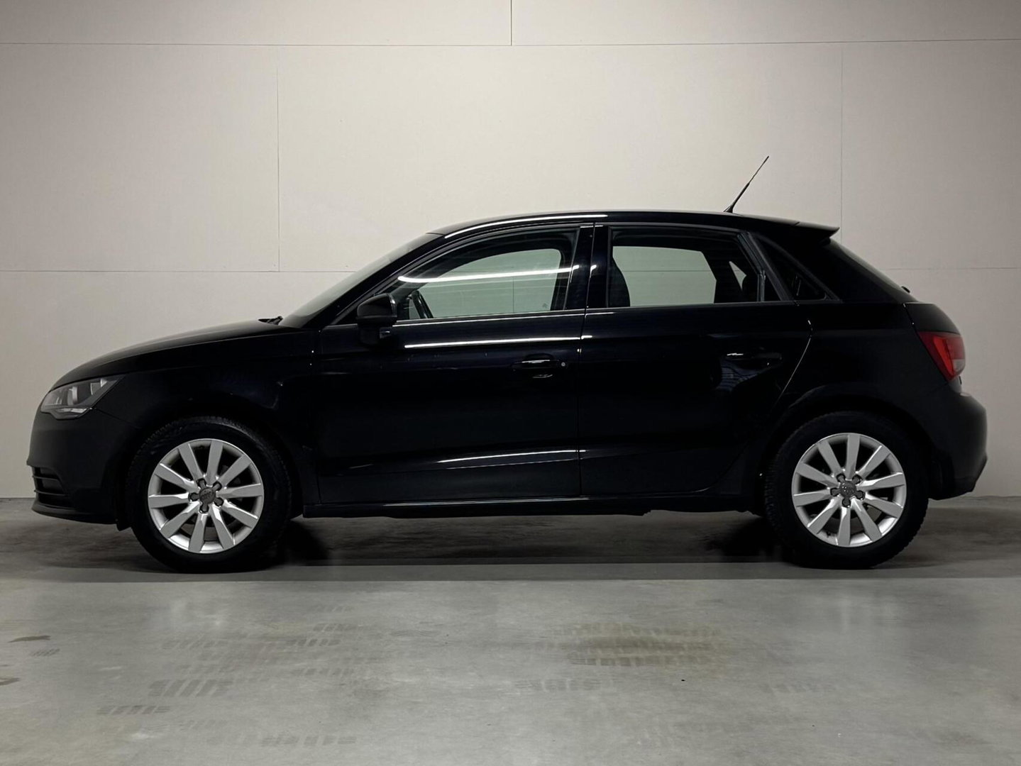 Audi A1 Sportback 1.2 TFSI Sport Navi Cruise Airco NAP