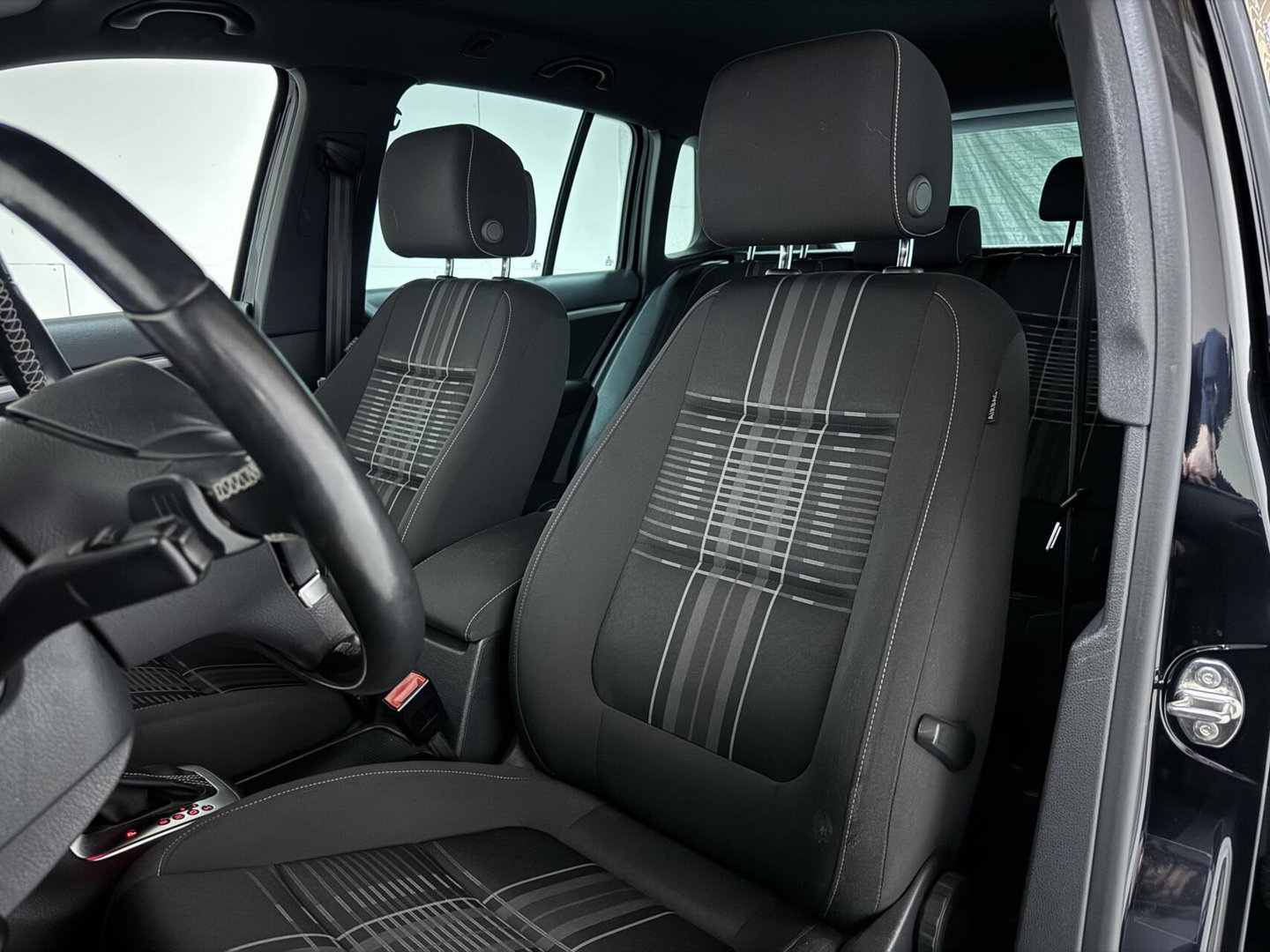 Volkswagen Tiguan 1.4 TSI Sport&Style DSG Navi Cruise Camera Trekh.