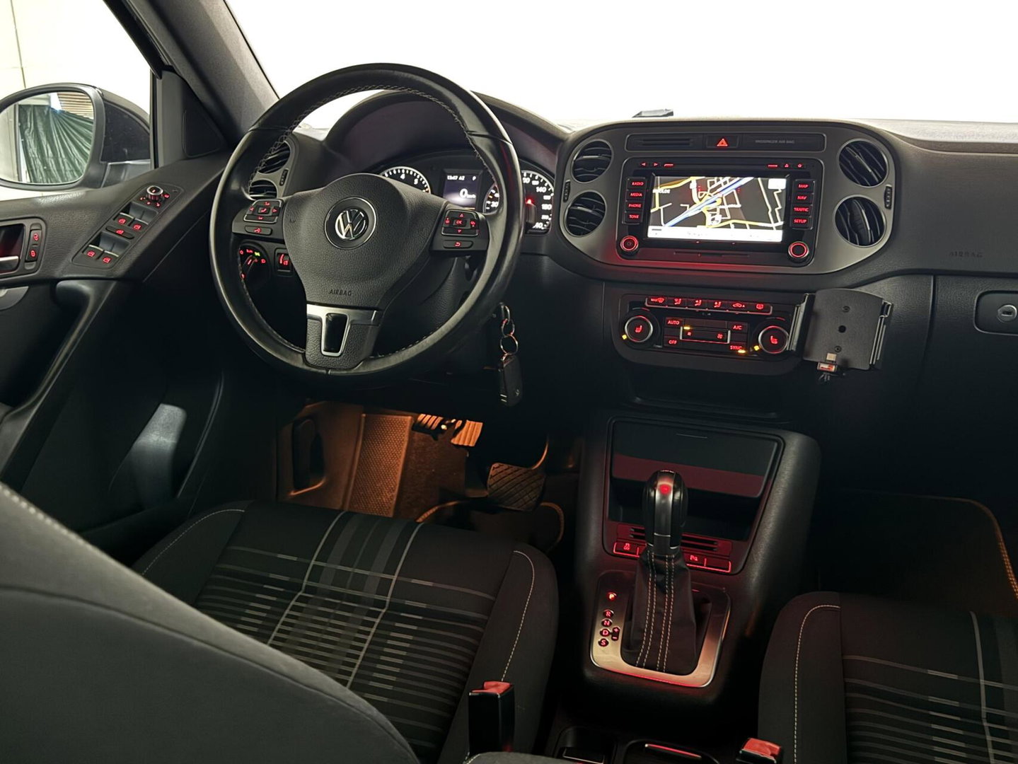 Volkswagen Tiguan 1.4 TSI Sport&Style DSG Navi Cruise Camera Trekh.