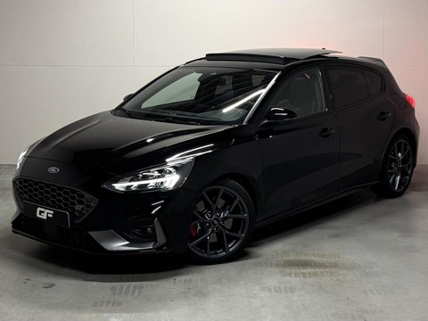 Ford Focus 2.3 EcoBoost ST-3 Pano Camera Recaro Navi Stoelv