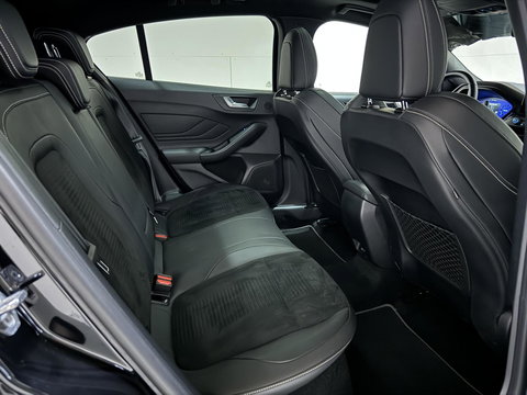 Ford Focus 2.3 EcoBoost ST-3 Pano Camera Recaro Navi Stoelv