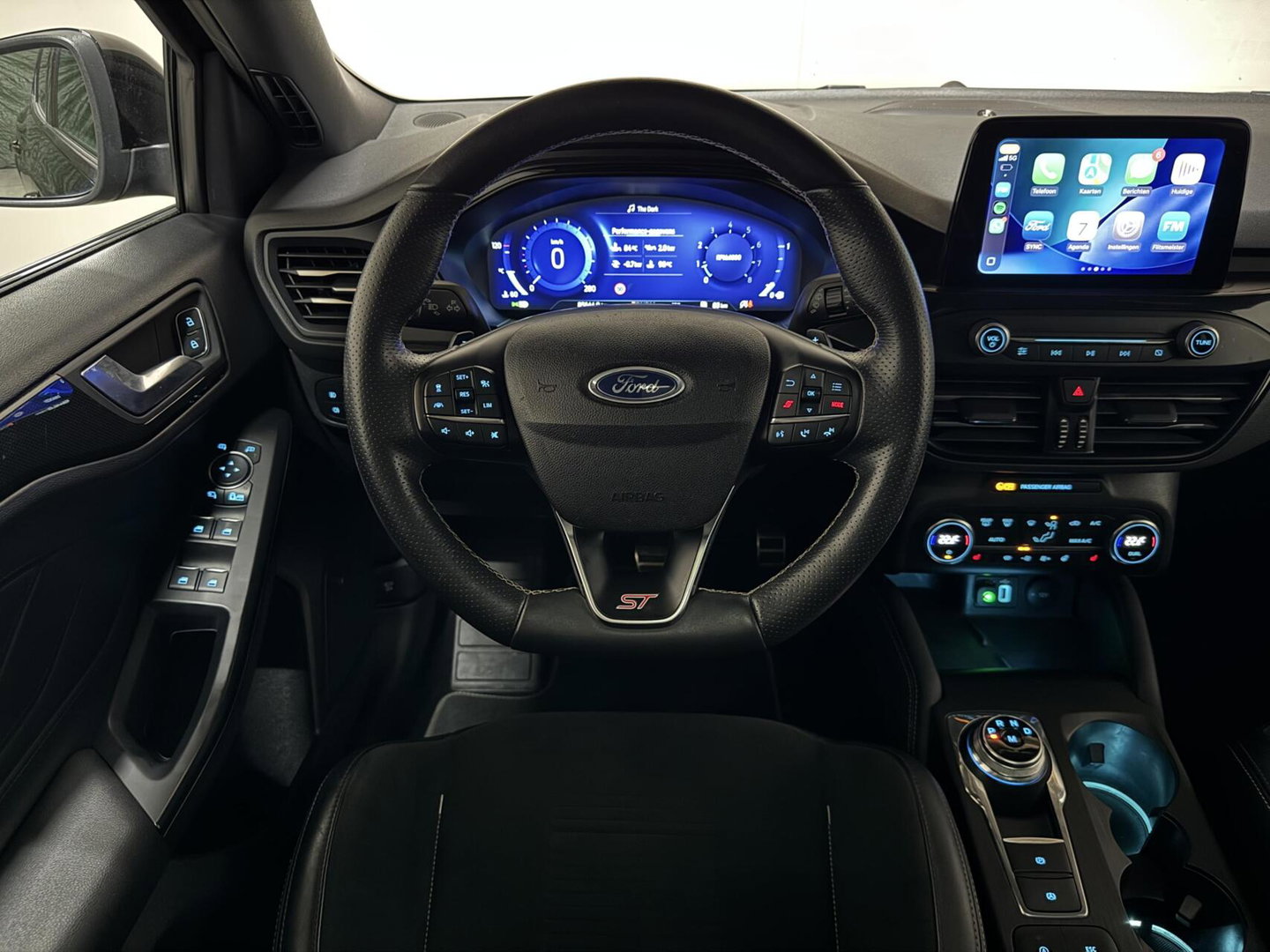 Ford Focus 2.3 EcoBoost ST-3 Pano Camera Recaro Navi Stoelv