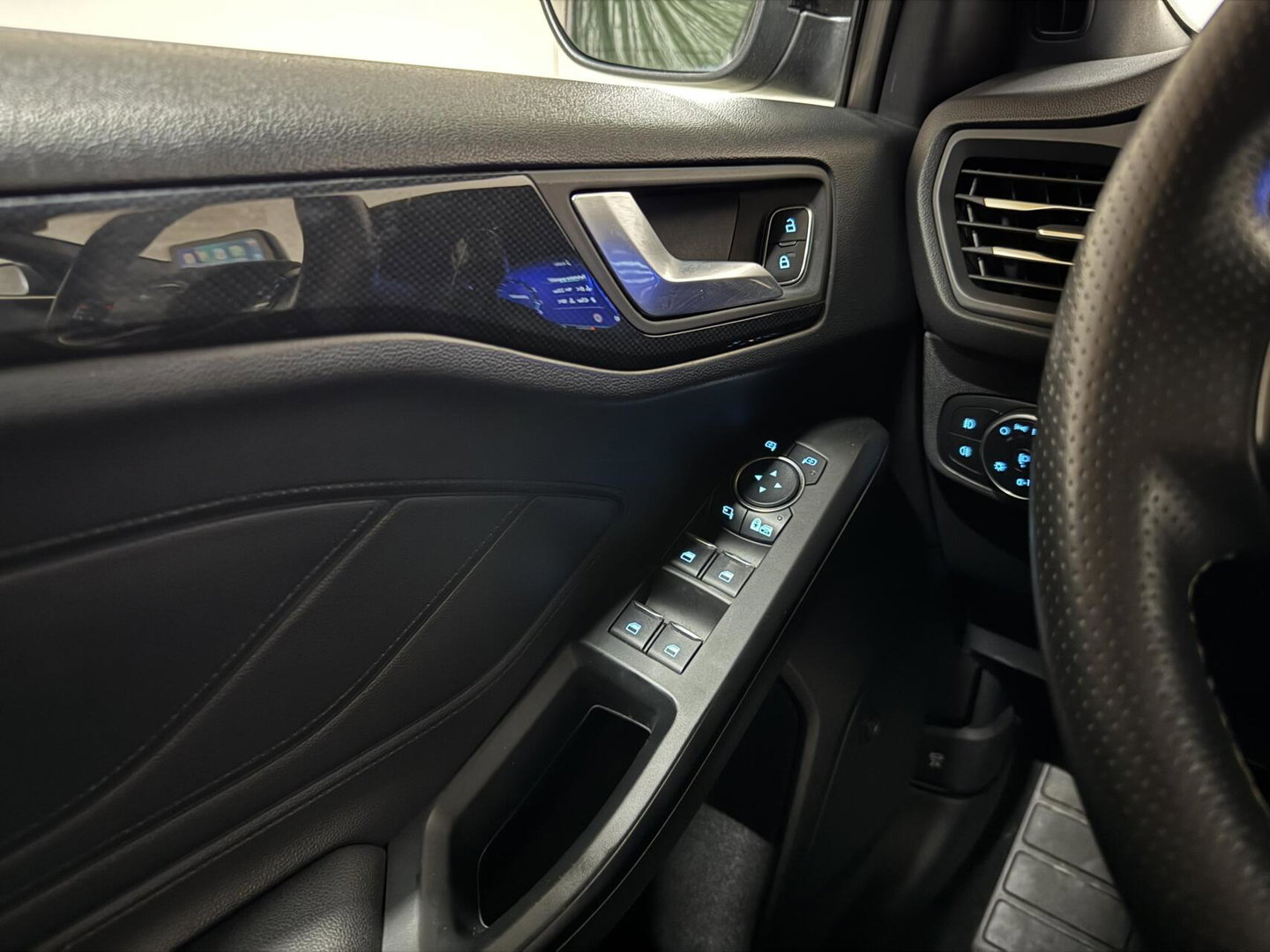Ford Focus 2.3 EcoBoost ST-3 Pano Camera Recaro Navi Stoelv